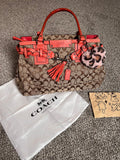 2000‘s Coach Hampton Signature Canvas Leather Bag