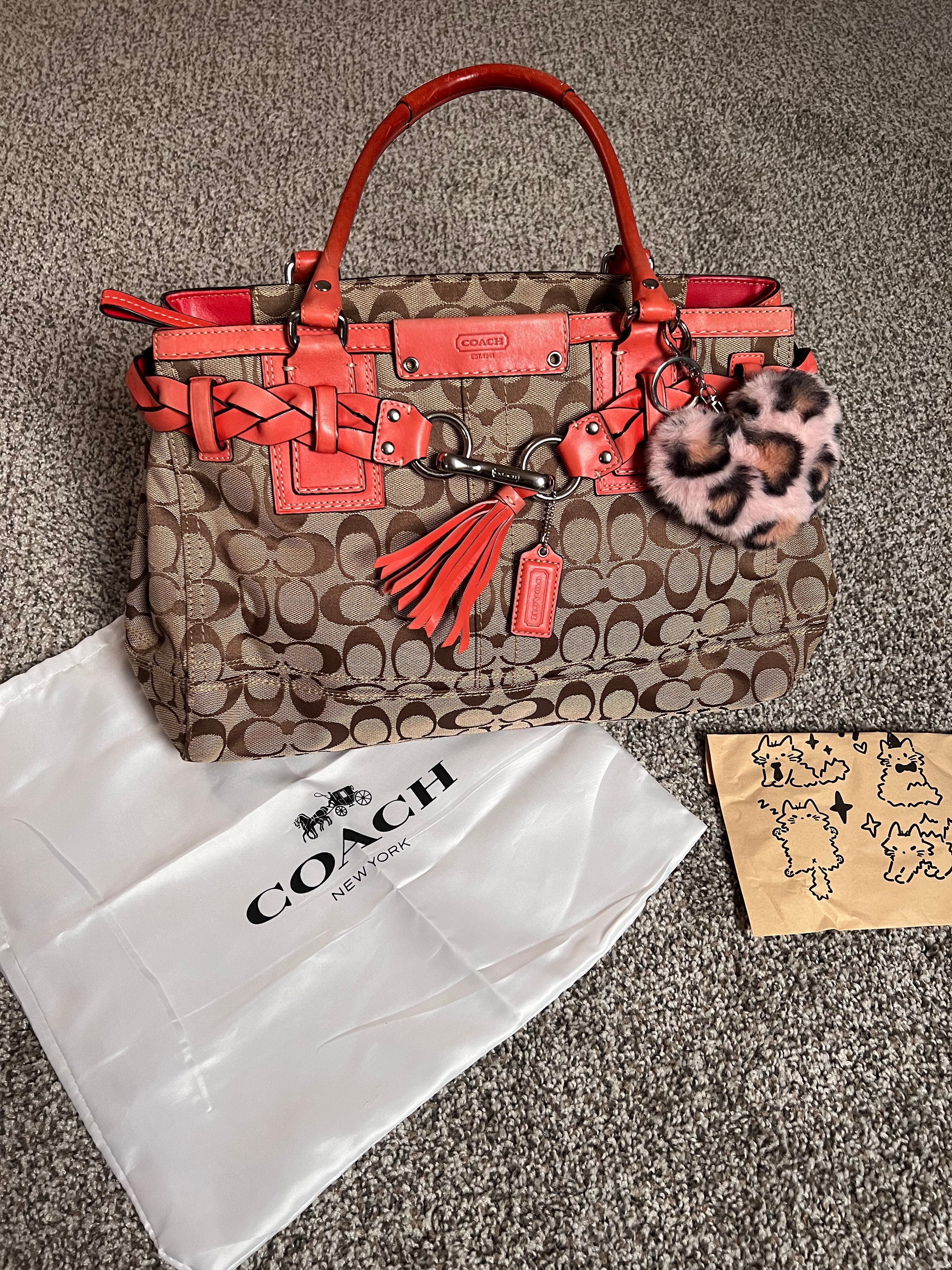 2000‘s Coach Hampton Signature Canvas Leather Bag
