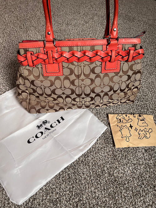 2000‘s Coach Hampton Signature Canvas Leather Bag